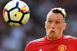 Manchester United defender Phil Jones reveals 'my mates send pictures ...