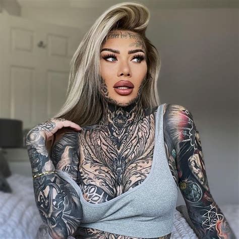 britain s most tattooed woman wears lingerie to flaunt extreme ink in racy bed snap daily star