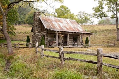 Pin By Jake Bogardus On Rustic Cabin Tiny Log Cabins Old Cabins