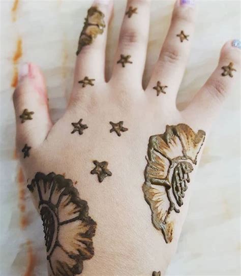 Cute And Easy Mehndi Designs 2022 For Kids Hand And Feet Showbiz Hut