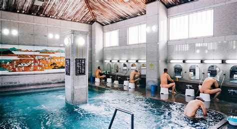 The Embarrassing Mistake Every Tourist Makes In Japan S Naked Bathhouses