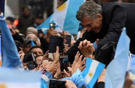 Macri Sobre La Marcha Del 17a Orgulloso De Los Miles De Argentinos