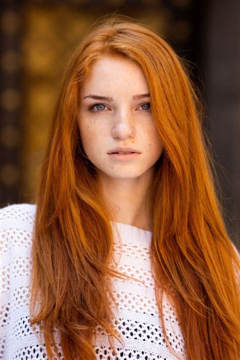 un fotografo ha catturato la bellezza delle donne coi capelli rossi di tutto il mondo per