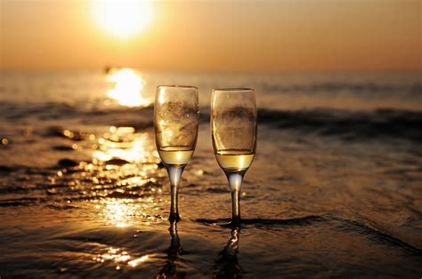 The best gulf coast beaches have clear water, fun resorts, and memorable activities—find them in florida, alabama, and beyond. Clearwater Beach and St Pete Beach Florida Weddings