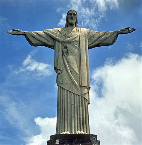 Brazil Rio De Janeiro The Huge Statue Of Christ