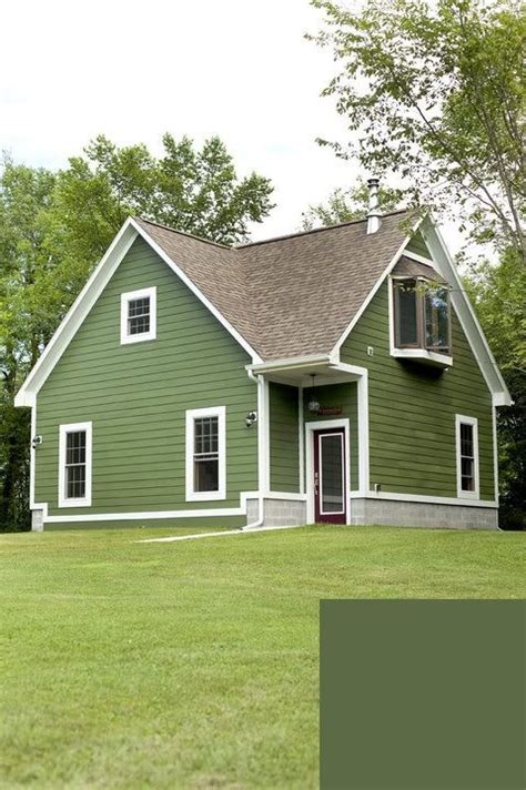 House Color Valspar 5007 4c Boughs Of Pine Green Exterior Paints