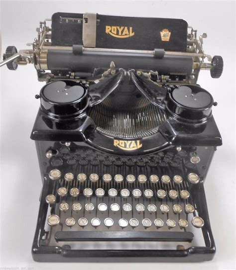 Royal Typewriter Company Typewriters Guide To Value Marks History