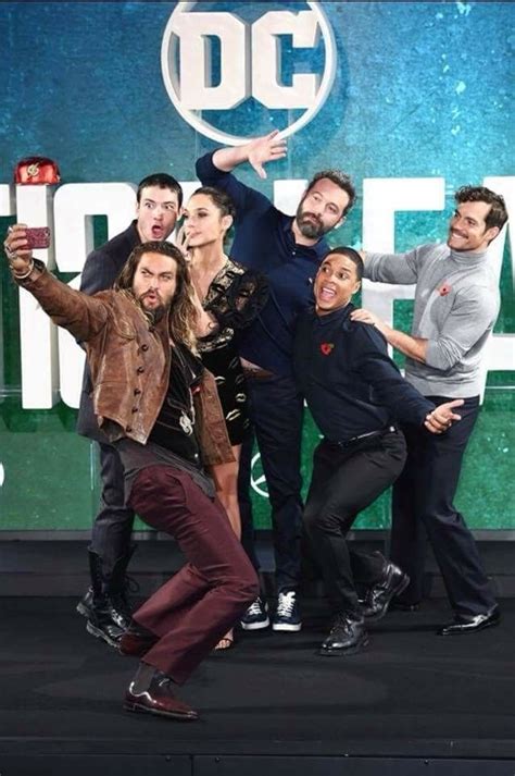 The justice league is curious about the batman, but gotham is protective of what's hers. Justice League Members Cast | Superhéroes dc, Personajes ...