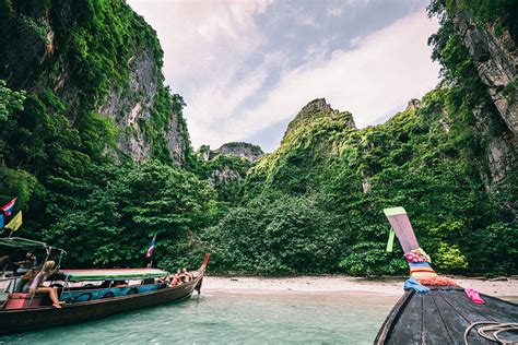 Things To Do In Thailand Koh Phi Phi Wanderlust Crew