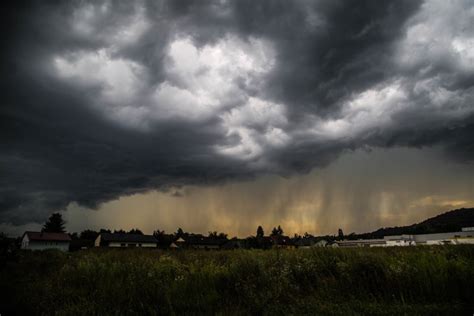 Severe Thunderstorm Watch In Effect For Midland And Area Environment
