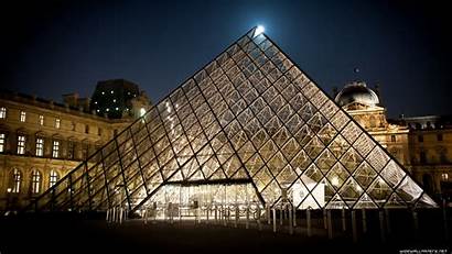 Louvre Paris Museum Pyramid Piramide Vetro Francia