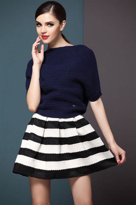 New Elegant Womens Girls Retro Flared Black And White Stripe Mini Skirt