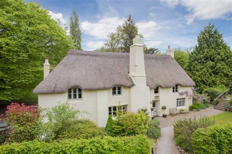 This Idyllic 16th Century Fairy Tale Thatched Cottage In Devon Is Up