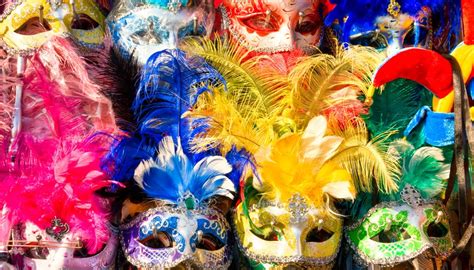 What To Wear For Mardi Gras 10best