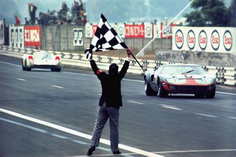 1月1日 六屆利曼冠軍車手jacky Ickx過生日了 Ca汽車頻道