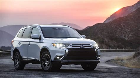 However, stepping up to the le trim level unlocks some features that are needed to make this mitsubishi feel a little more like a new car rather than an old one. The Outlander, Sales Boost, and 2019 Plans