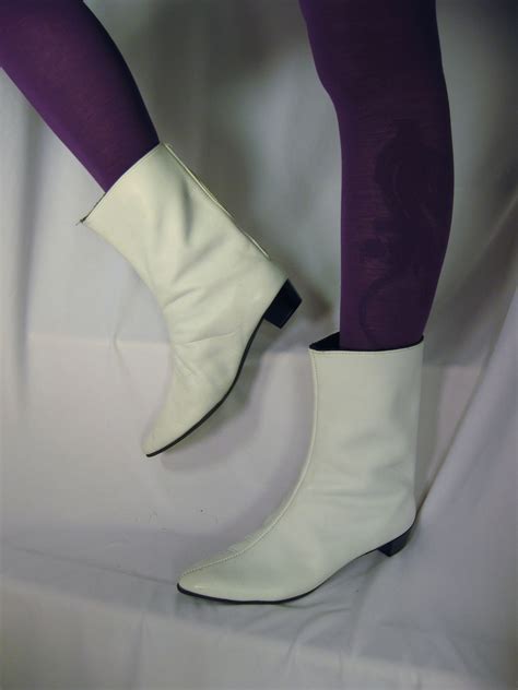 vintage 1960 s mod white leather go go boots gogo boots vintage outfits white boots
