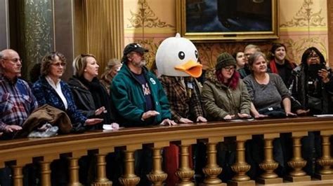 Bills Flying In Lame Duck Frenzy Could Be Unconstitutional Legal Experts Say