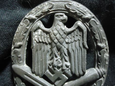 General Assault Badge Assmann Sjs Militaria