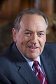 Former Arkansas governor, presidential candidate Mike Huckabee to speak ...