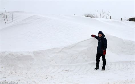 Elderly Couple Are Rescued From 12 Foot Snow Drift In Scotland Daily