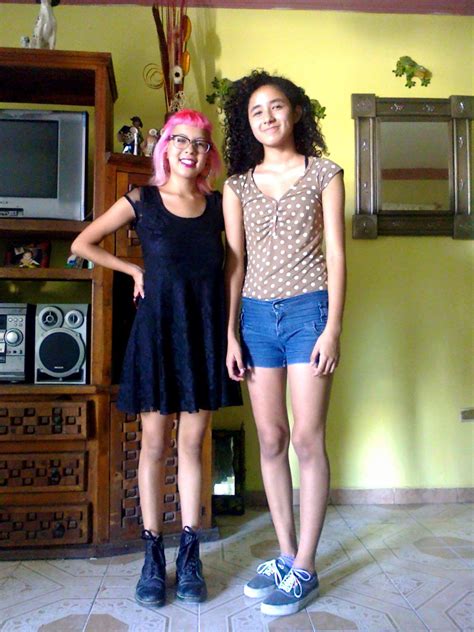 Ms Muela Con Mi Primita De 12 Años Shes Taller Than Me