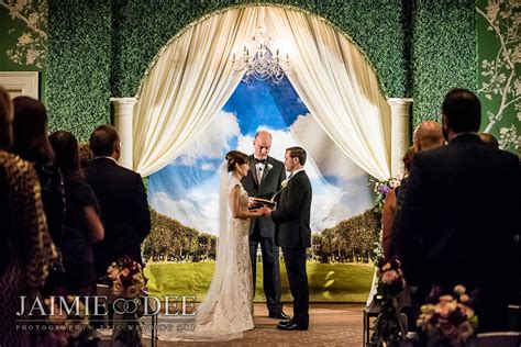 Looking for a great destination wedding photographer? River Oaks Country Club Wedding Photos | Best Destination ...