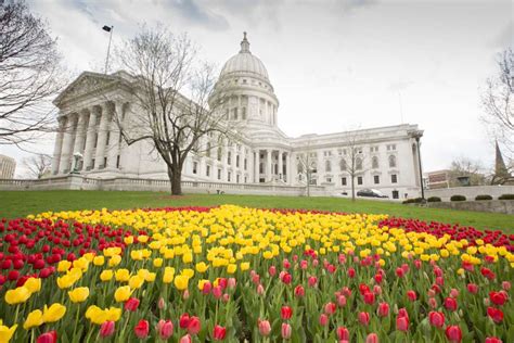 Top 7 Sites to See in Madison, Wisconsin | UrbanMatter