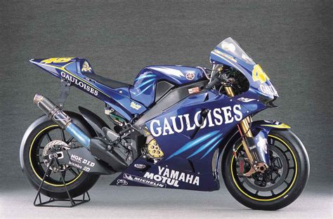 Motogp創成期 Yamaha Yzr M1（2004）後編 〜wgpからmotogpへ 4サイクル990㏄時代の初代gpマシンたち