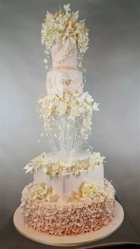 60 Unique And Beautiful Wedding Cake Decoration Ideas Youll Like