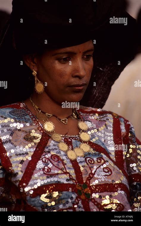 In Gall Near Agadez Niger Tuareg Woman Dressed To Attend A Wedding