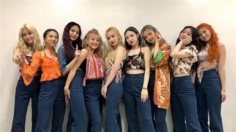 Twice To Hold Online World In A Day Concert On Aug 9 Inquirer