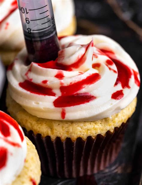 Bloody Vanilla Cupcakes With Edible Blood The Chunky Chef