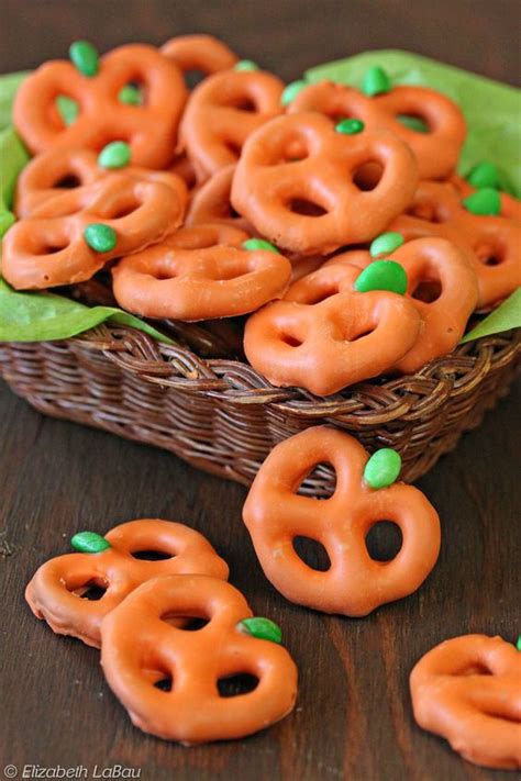 Spooktacular Halloween Treats To Whip Up For The Party