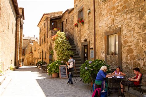 Friday Photos ~ Civita Di Bagnoregio Italian Food Forever