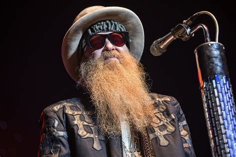 Houston, tx — authorities in houston announced this morning that a fiery car crash last evening took the life of texas native and zz top guitarist, billy gibbons. ZZ Top in de Heineken Music Hall - Lust For Life Magazine