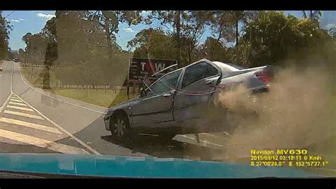 Speeding Car Overtakes 6 Cars On Wrong Side Of Road And Crashes