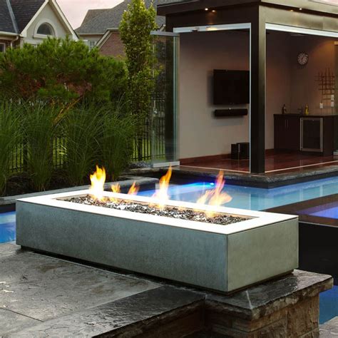 Cool Modern Outdoor Fire Pit Ideas 2022