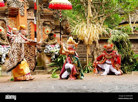 Barong Dance Batubulan Island Of Bali Indonesia Stock Photo Alamy