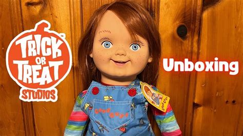 Unboxing Tots Childs Play 2 Good Guy Plush Chucky Doll Youtube