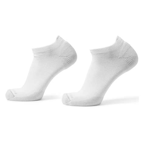 12 Best Socks For Sweaty Feet According To Podiatrists
