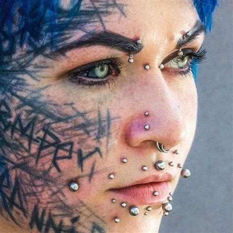 32 Pretty Girl Face Tattoo Design