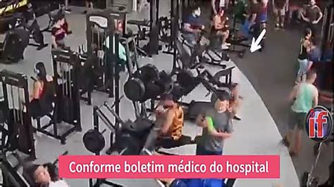 A Freak Accident At A Brazilian Gym Man Paralyzed After Squat Lever