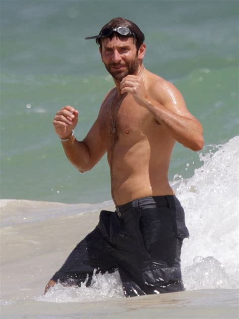 Bradley Cooper Shirtless Bracket Winners POPSUGAR Celebrity Photo