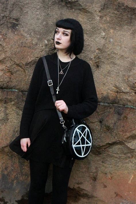 Darque And Lovely No One Knows I M Here Photo Goth Women Gothic Girls Goth Fashion