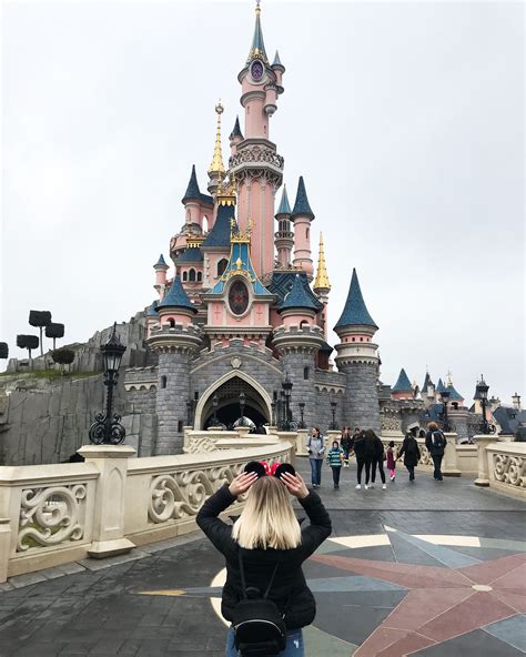 Paris Disneyland Tourist Happyplace Fun Instagram