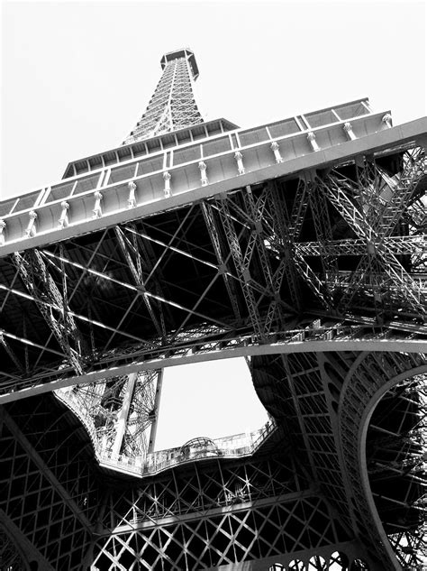 Eiffel Tower From Below Eiffel Tower Paris 2006 Flickr