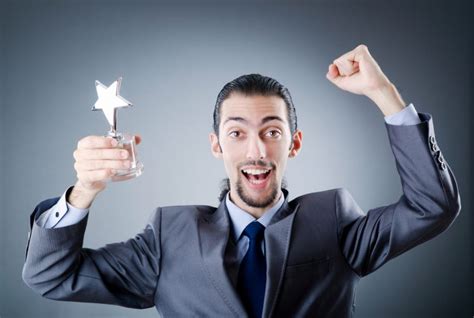 7 Expert Tips To Winning Business Awards For Your Company Techicy