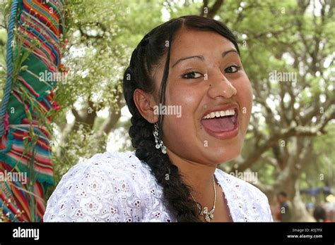 Young Woman From Tiataco Cochabamba Bolivia Stock Photo Alamy