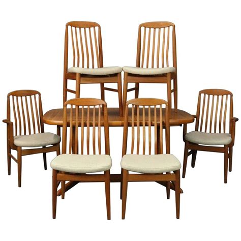 A mix of stationery & swivel dining chairs brings dynamic seating style to your space, with comfort & mobility. Mid Century Danish Modern Dining Room Set, Table and Six ...